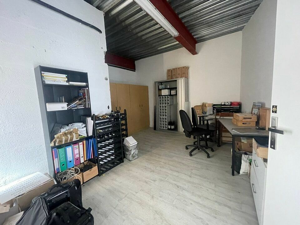 Bureaux à louer Colombelles 186 m²