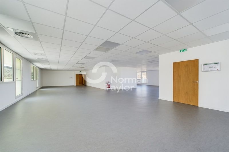 313 m² pour ce bureaux en location à Castelnau le lez