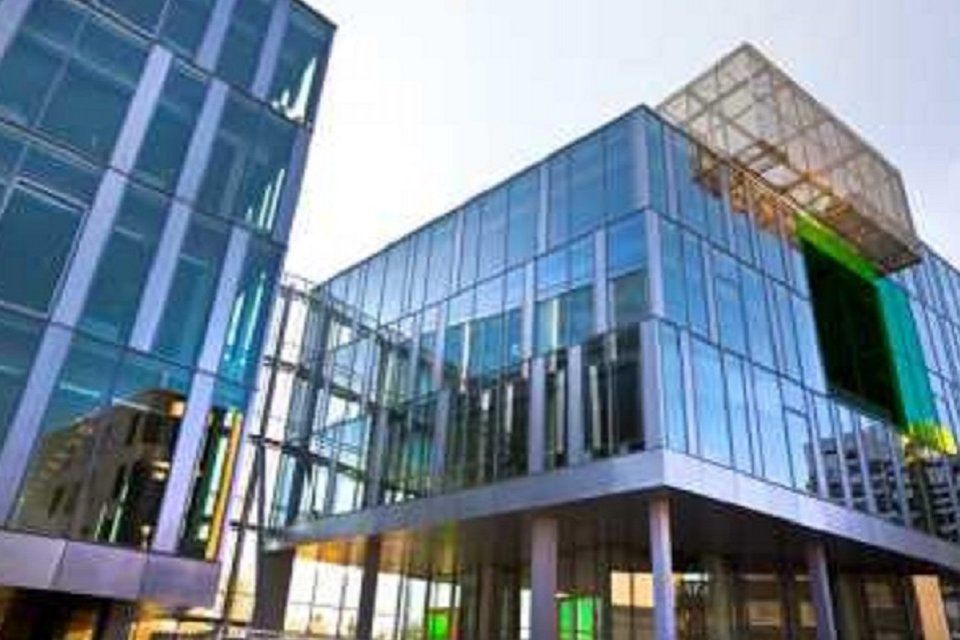 Location bureaux 875 m² non divisibles