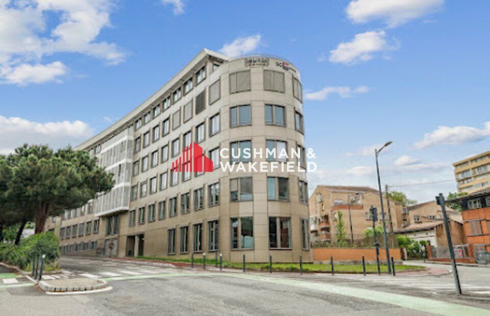 Location bureaux 835 m² divisibles à partir de 90 m²