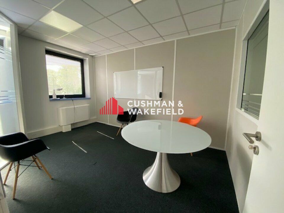 Location bureaux 290 m² non divisibles