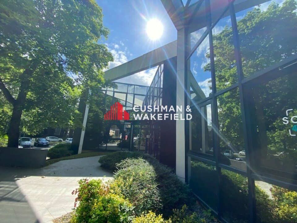 Surface de bureaux à l'entrée de Labège