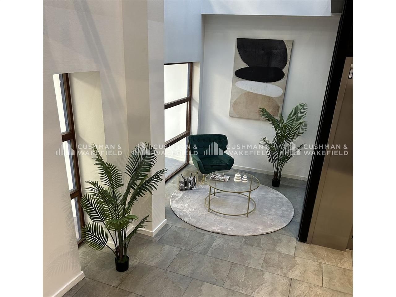 Location bureaux 703 m² divisibles à partir de 173 m²