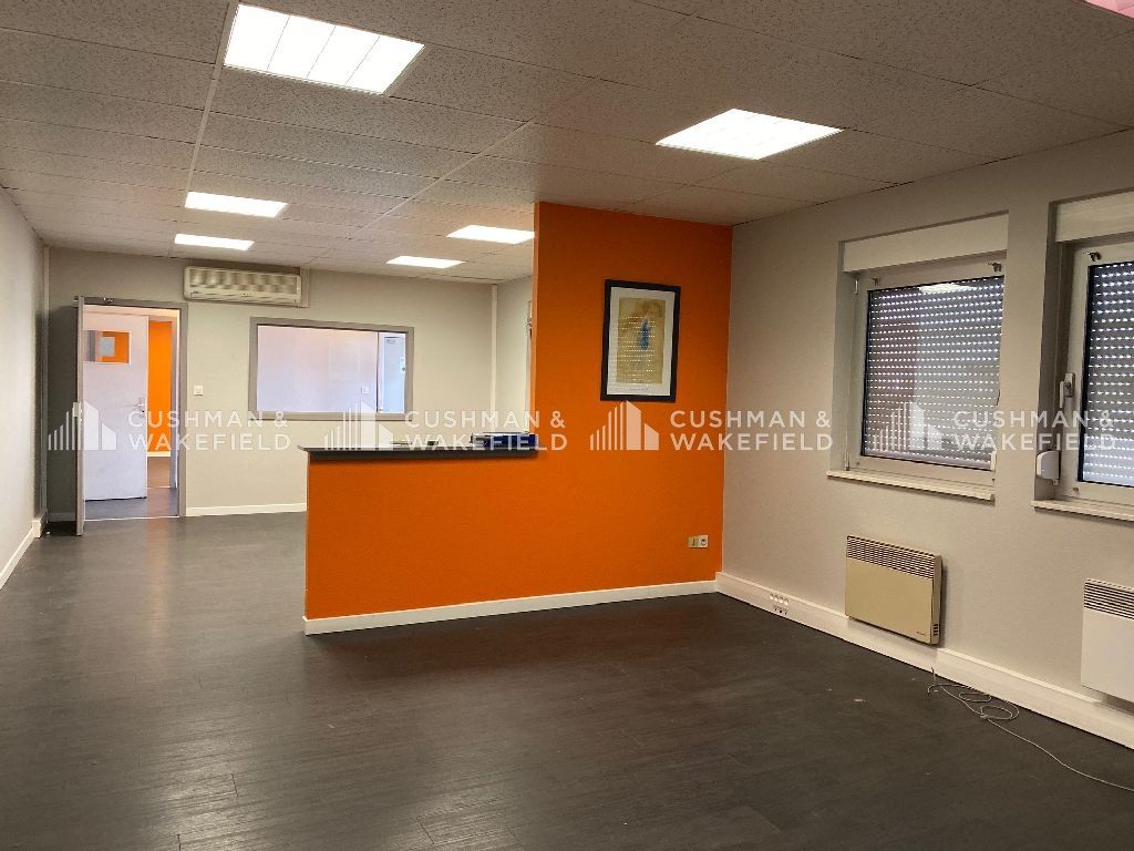 Location activités 800 m² non divisibles