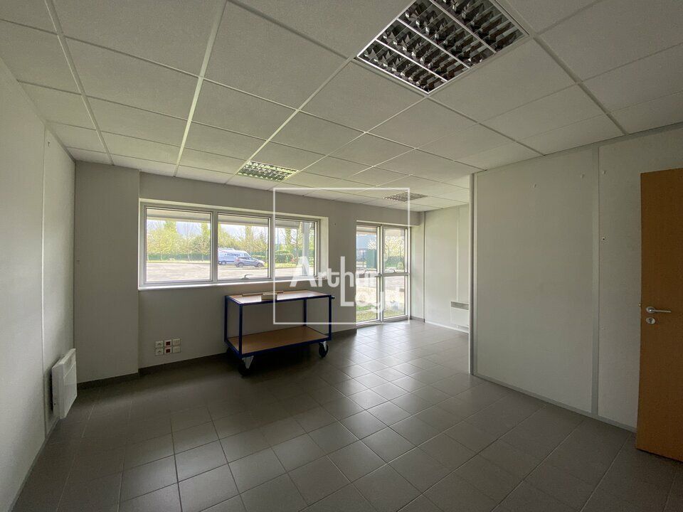 Location bureaux 178 m² divisibles à partir de 23 m²