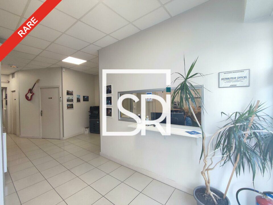 Location bureaux 250 m² non divisibles