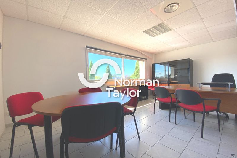 Location bureaux 160 m² non divisibles