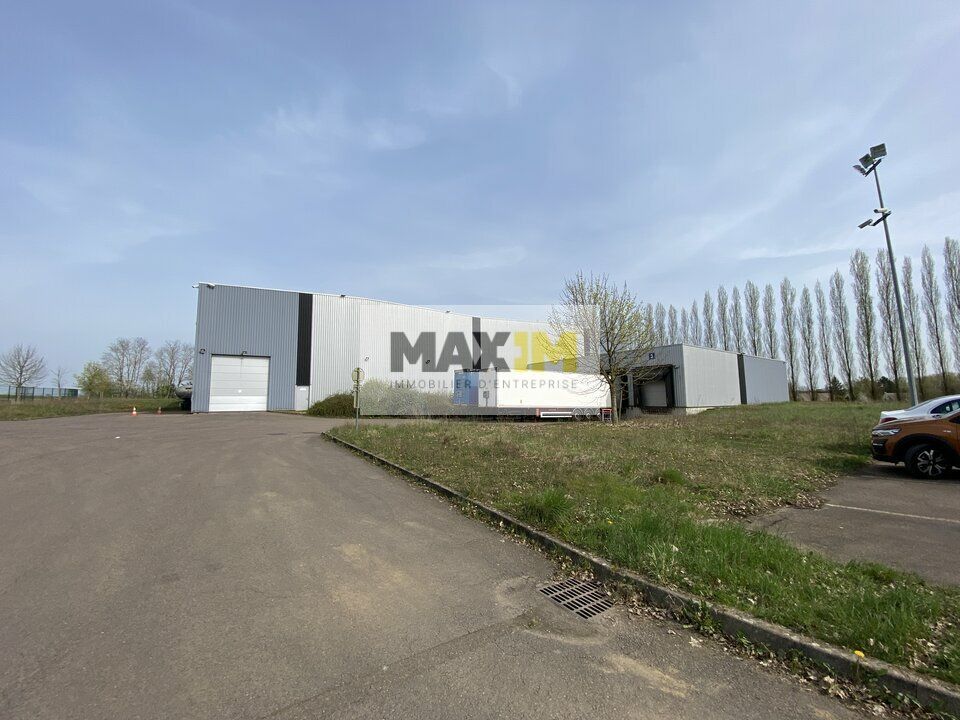 Vente local d''activites 3490 m² non divisibles