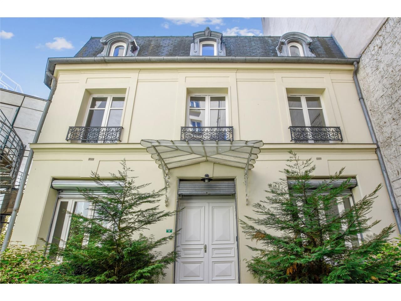 Location bureaux 1071 m² à Paris