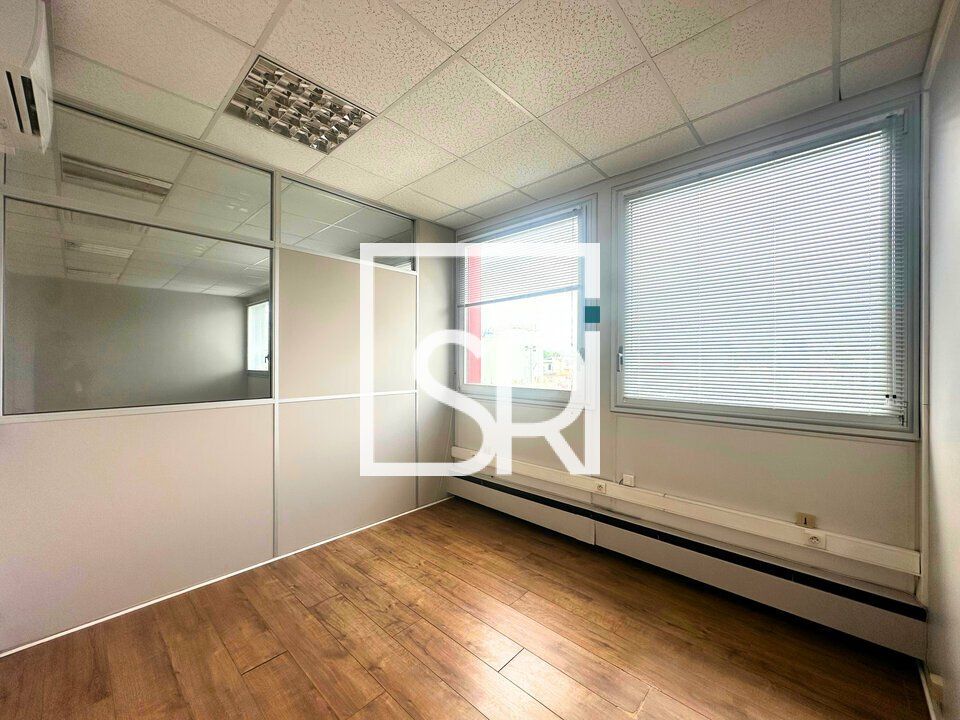LOCATION BUREAUX - 40 M² - 63800 COURNON D'AUVERGNE
