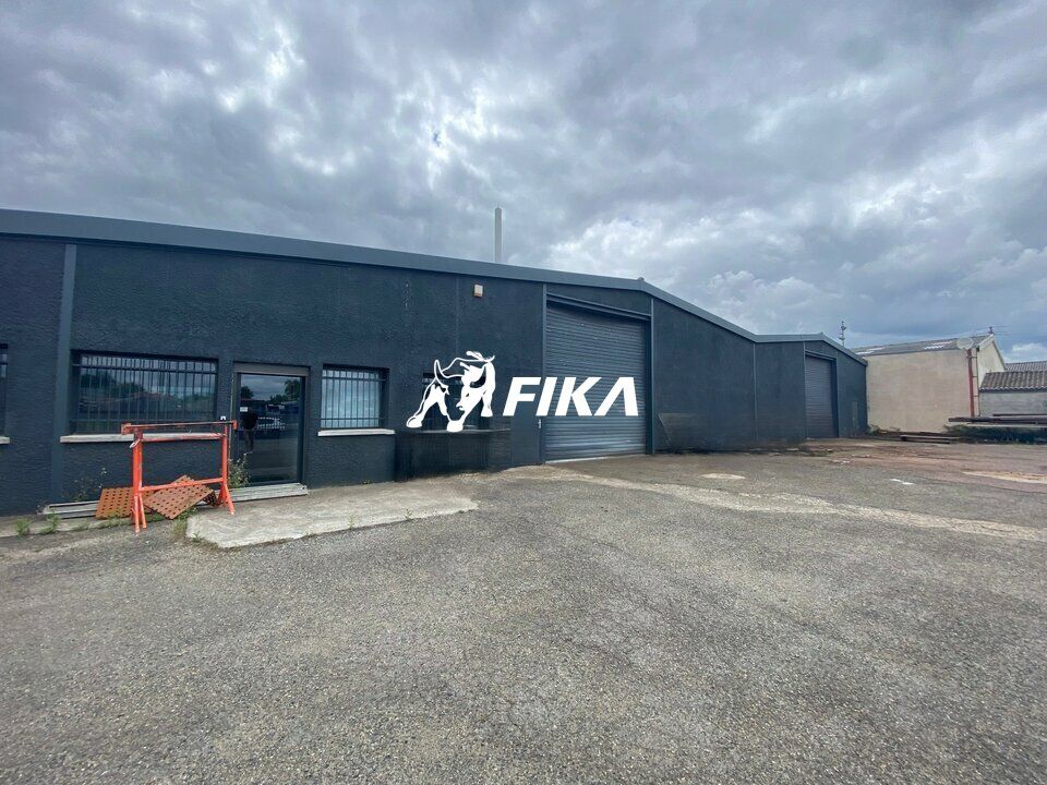 Location local d''activites 1250 m² non divisibles