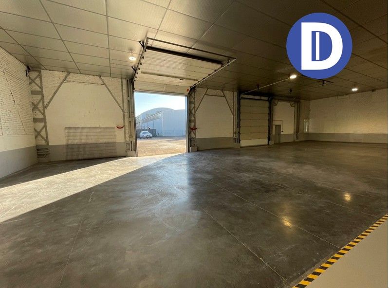 Location activites 510.00 m² non divisibles