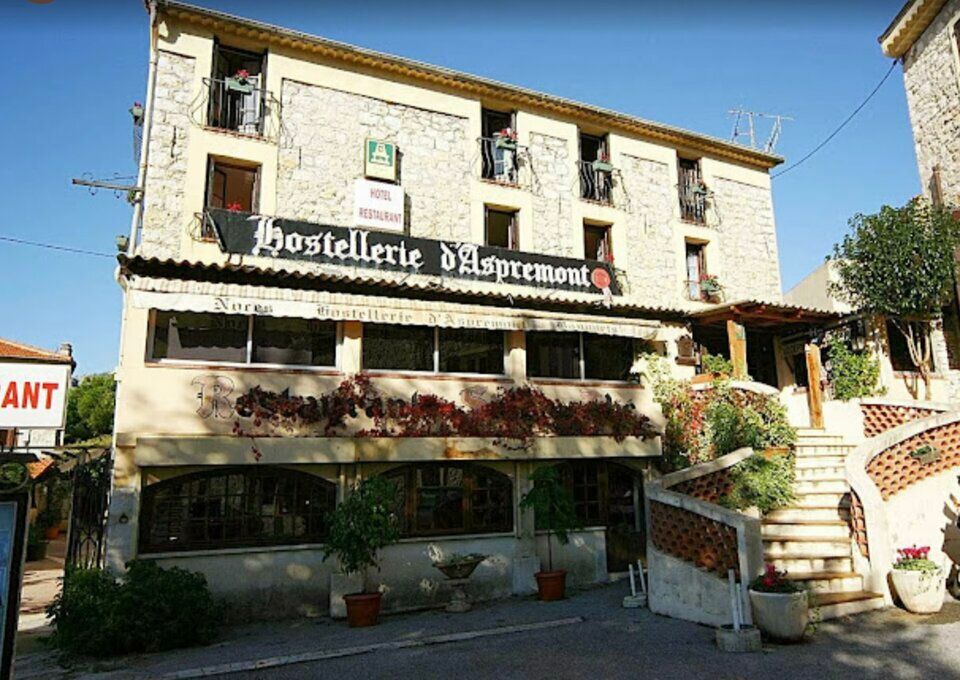 Location local commercial 417 m² non divisibles