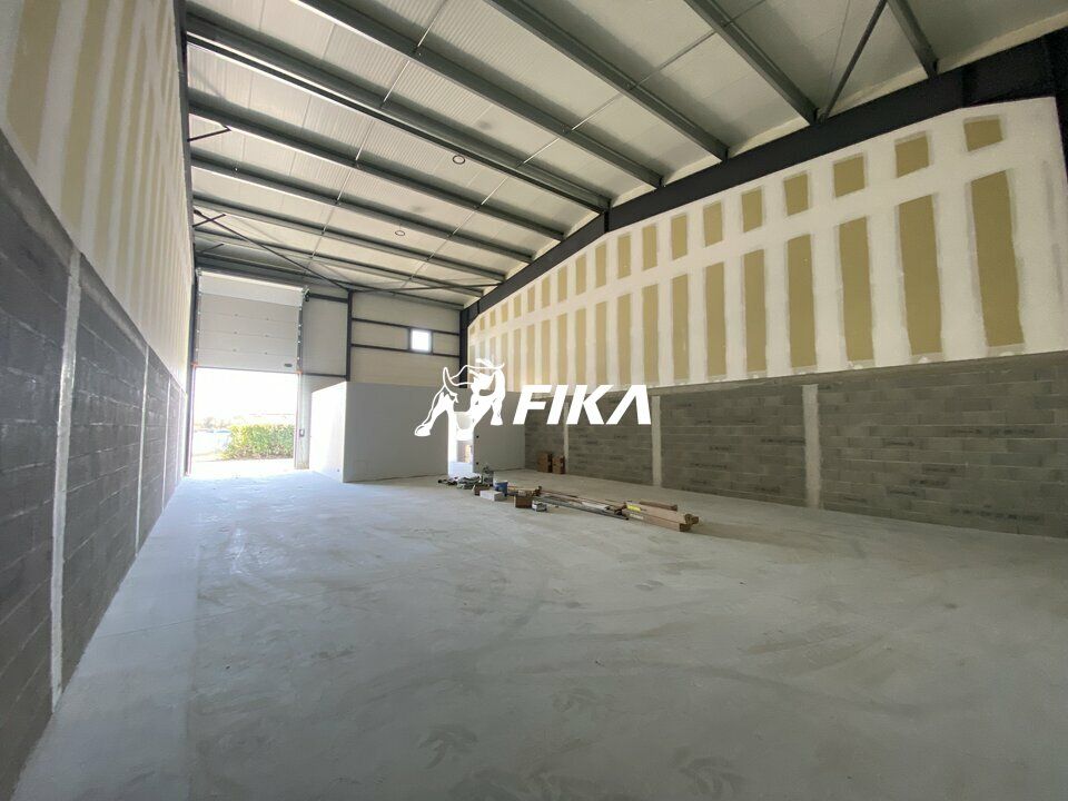 A LOUER LOCAL D'ACTIVITE 825 m² DIVISIBLE A PARTIR DE 90 m² - (31150) LESPINASSE