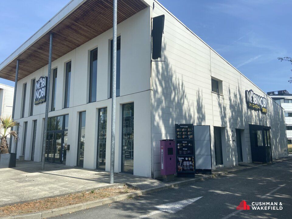Location local commercial 500 m² non divisibles