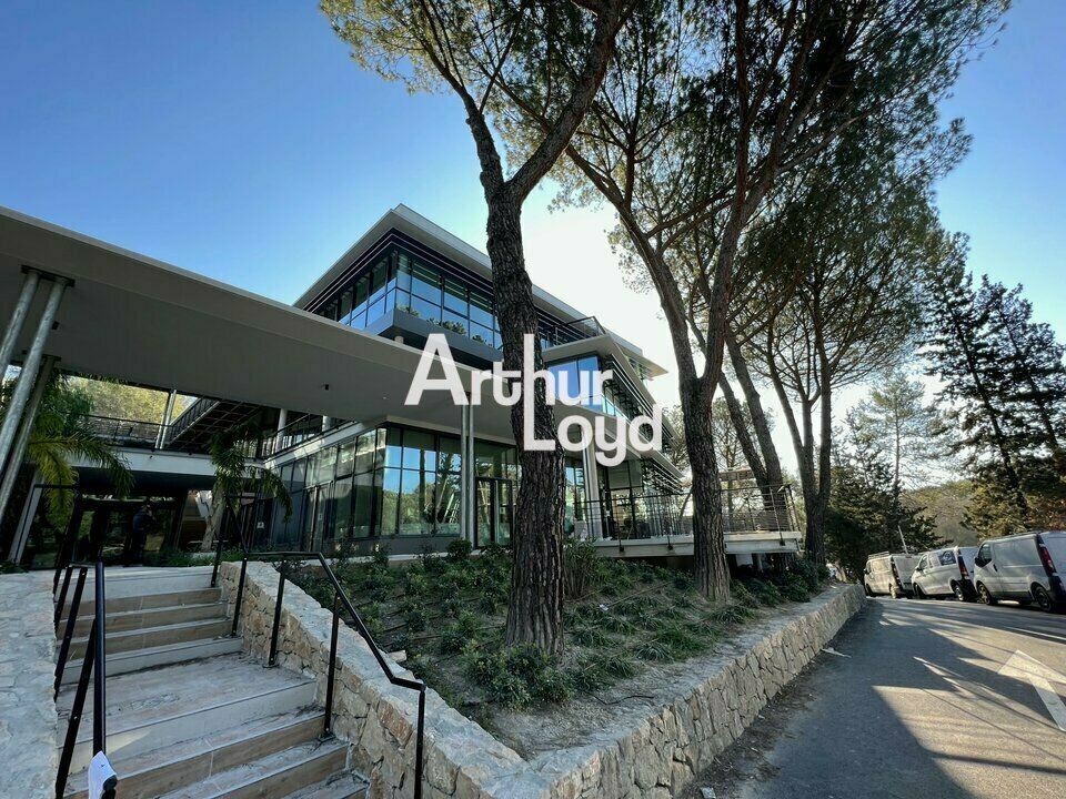 Location bureaux neufs 494 m² R+2 Centrium - Sophia Antipolis