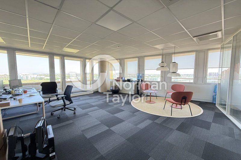Location bureaux 221.3 m² non divisibles