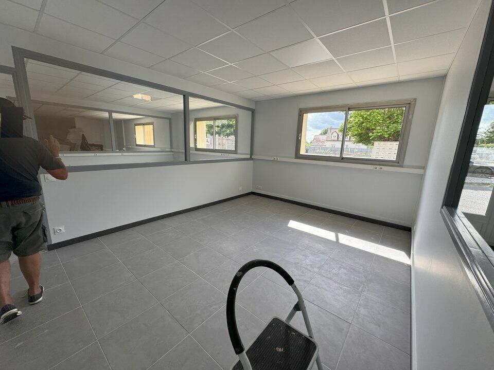 Location bureaux 91 m² non divisibles