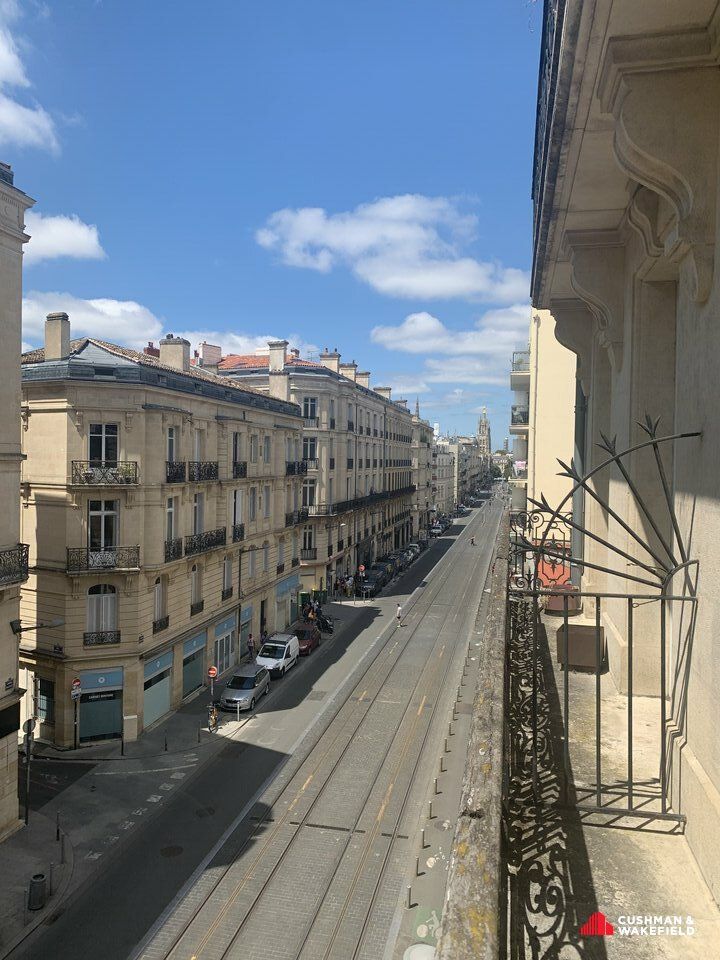 PLATEAUX DE BUREAUX A VENDRE ENTRE LA VICTOIRE ET PEY BERLAND