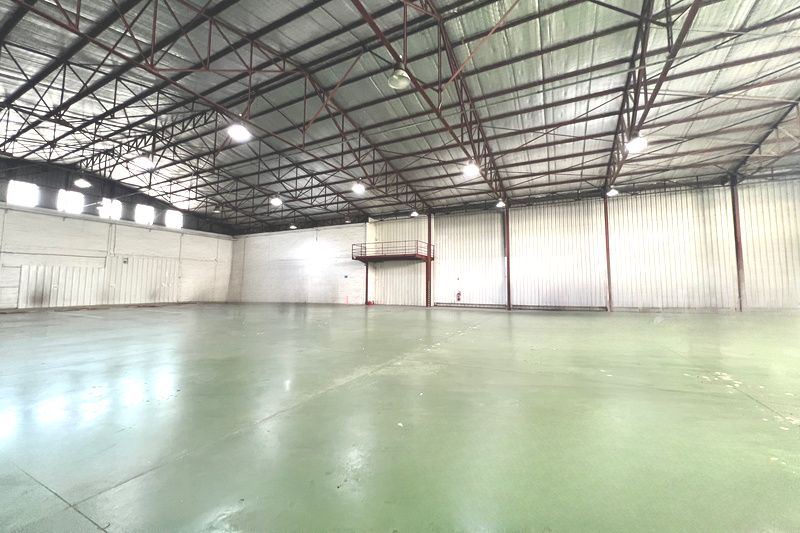 Nîmes - locaux d'activité à louer 