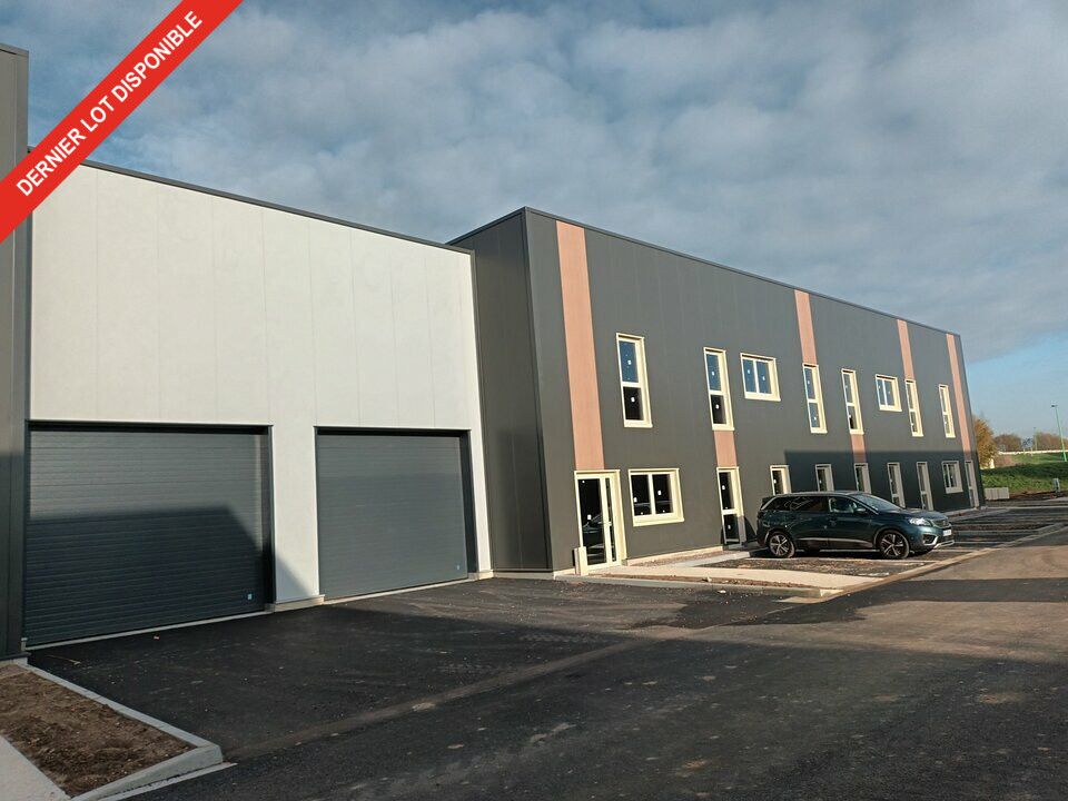 Location local d''activites 1115 m² non divisibles