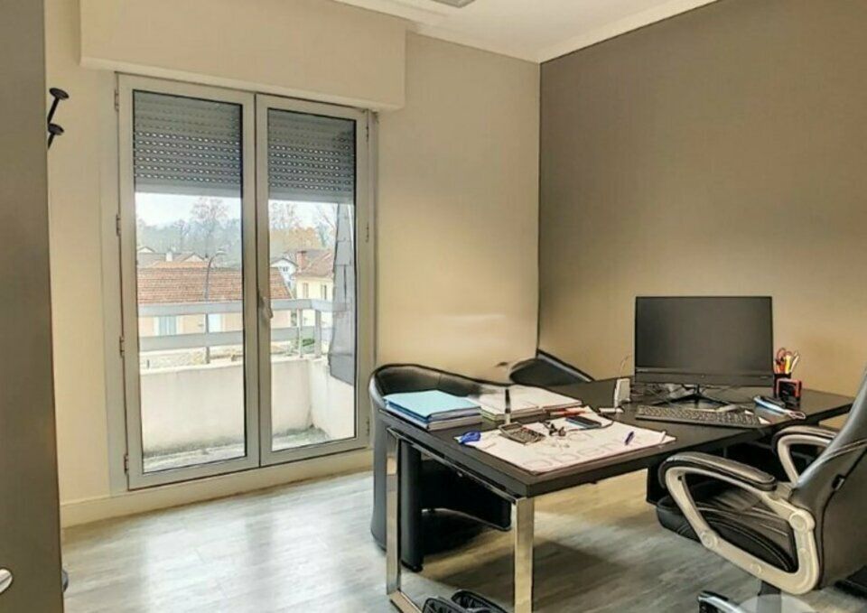 Bureau à vendre à Brive-la-Gaillarde (19)