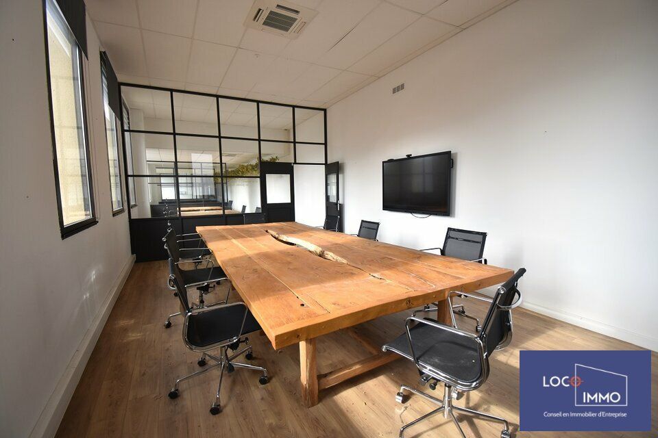 Location bureaux 389 m² non divisibles