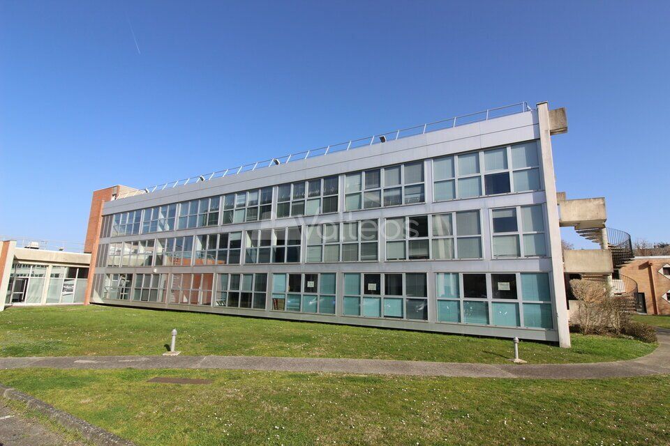 Vente bureaux 151 m² non divisibles