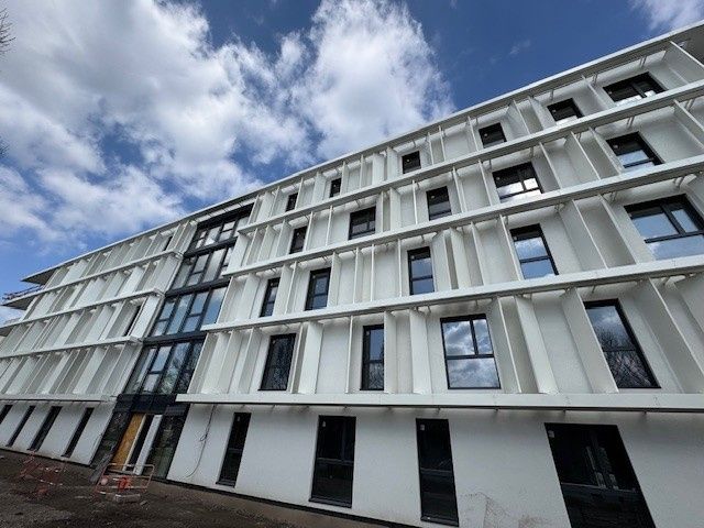 Location bureaux 112 m² à Saint-Étienne