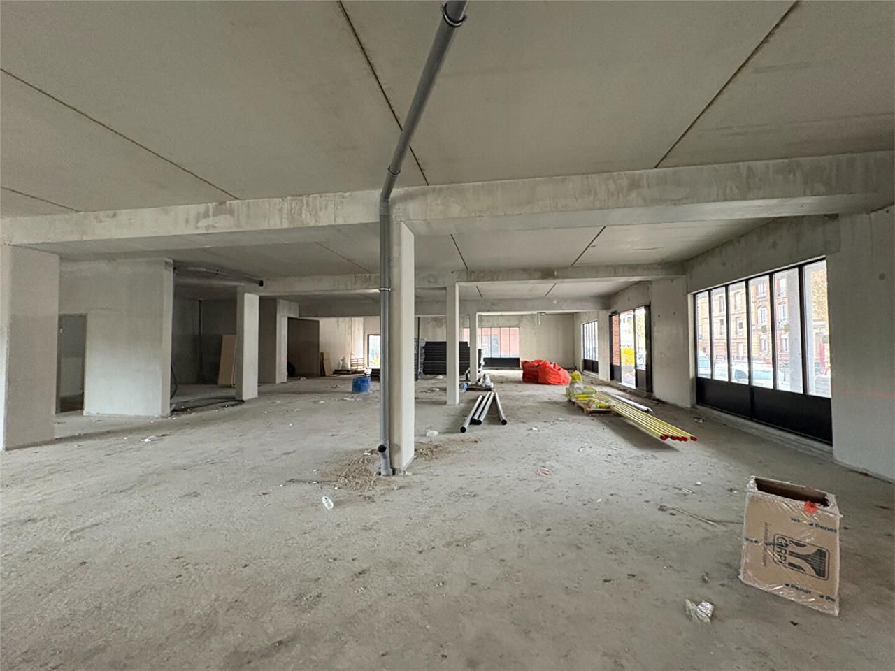 a louer - local commercial de 524.46 m2 - programme neuf