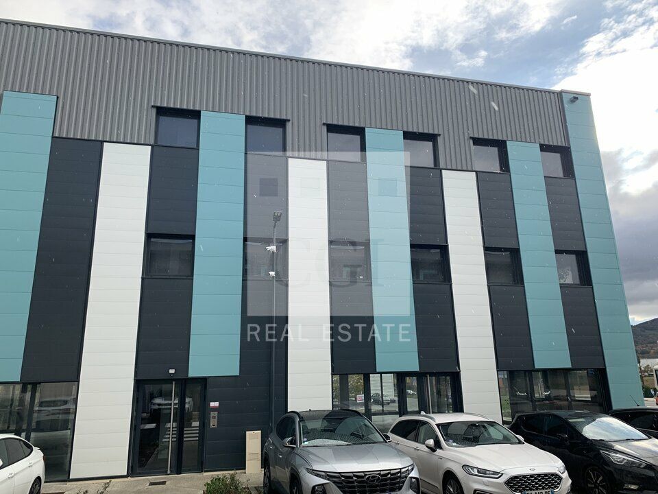 À LOUER  – BUREAUX / LOCAUX COMMERCIAUX NEUFS DE 189 m² – GENAY / NORD DE LYON