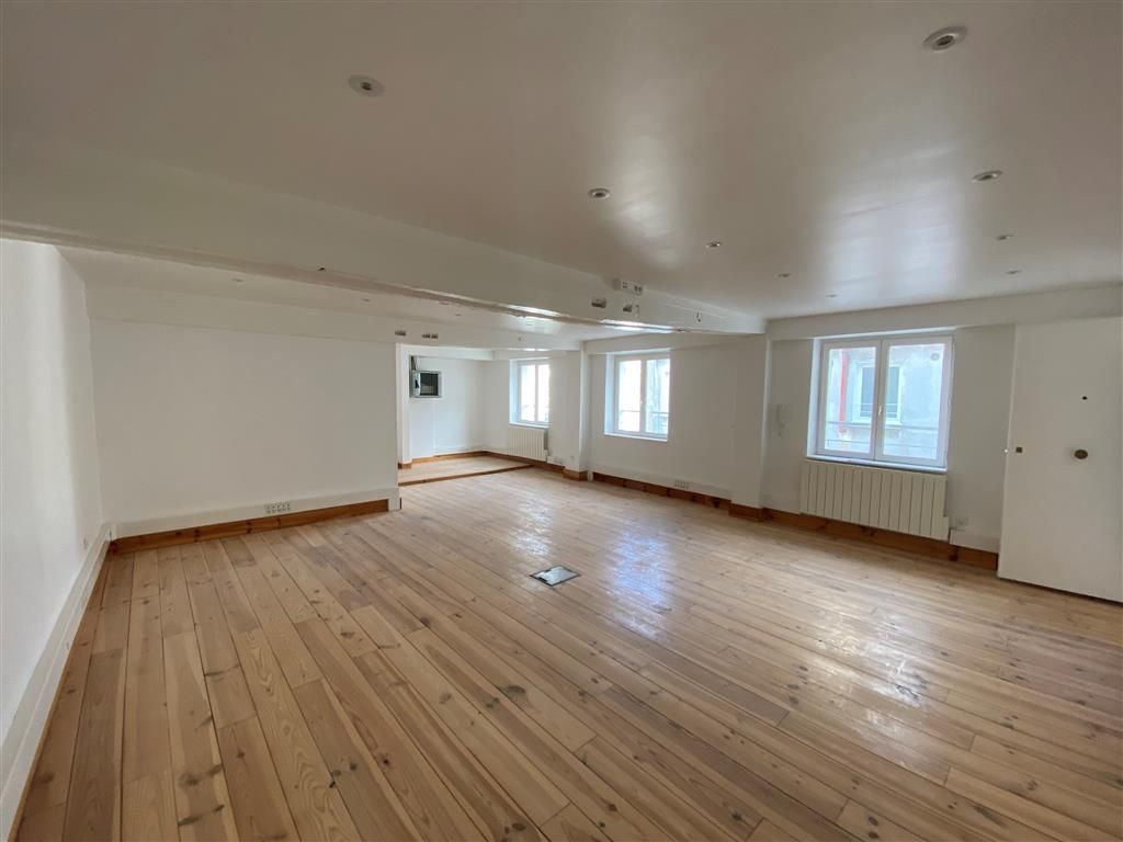 Location Bureaux 47 m² non divisibles