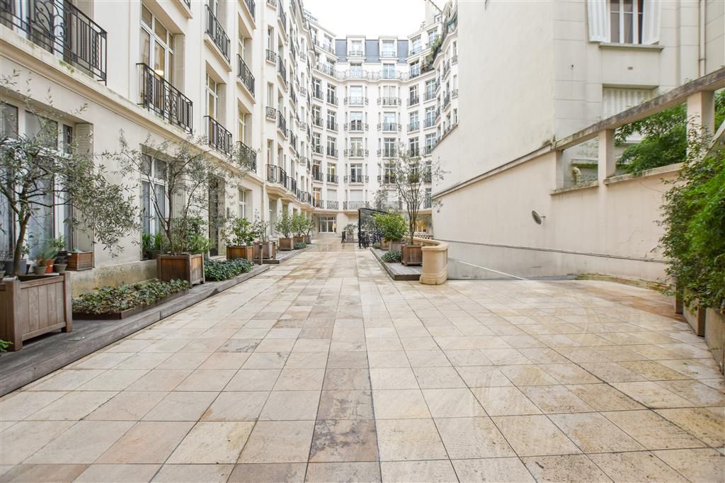 Location Bureaux 118 m² non divisibles