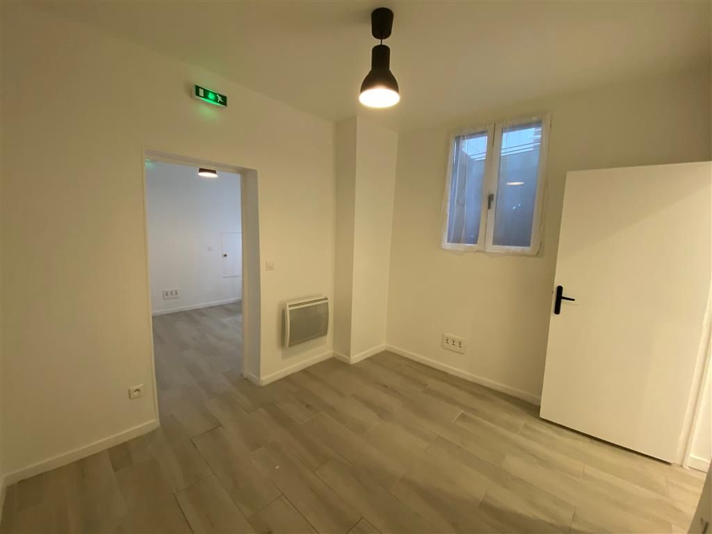 Location Bureaux 24 m² non divisibles