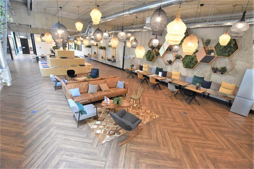 Location bureaux 3133 m² non divisibles