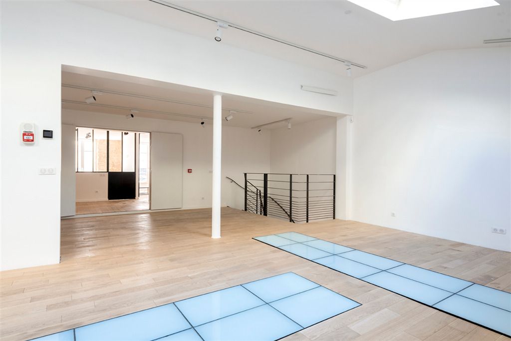 Location local commercial 213 m² non divisibles