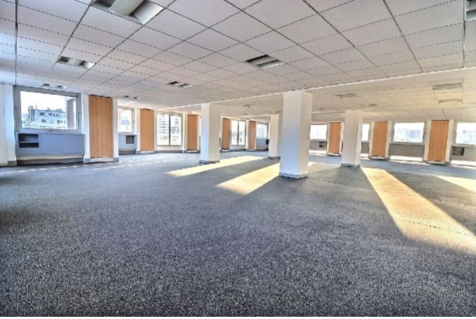 Location Bureaux 1036 m² non divisibles
