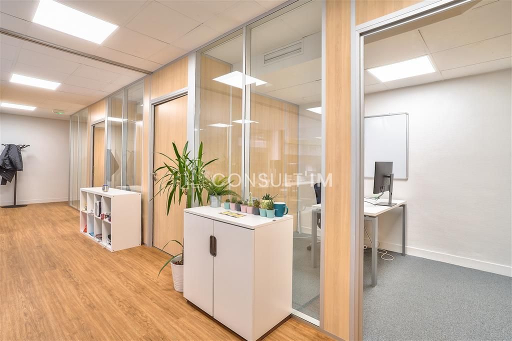 Vente bureaux 633 m² non divisibles