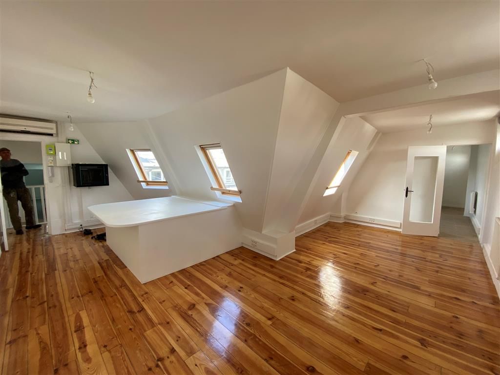 Location bureaux 48 m² non divisibles