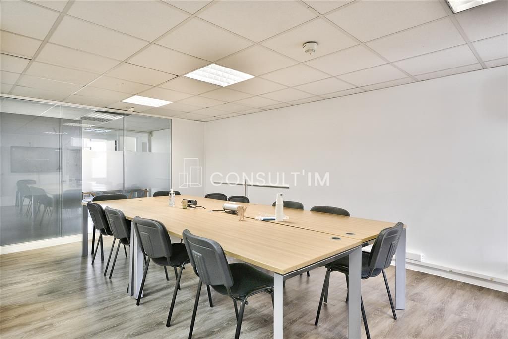 Location bureaux 1260 m² divisibles à partir de 368 m²