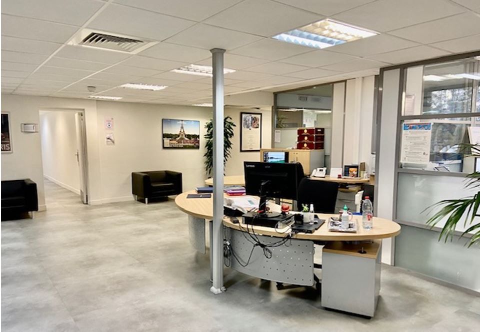 Location Bureaux 445 m² non divisibles