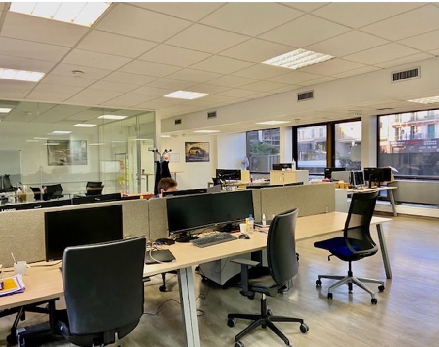Location Bureaux 445 m² non divisibles