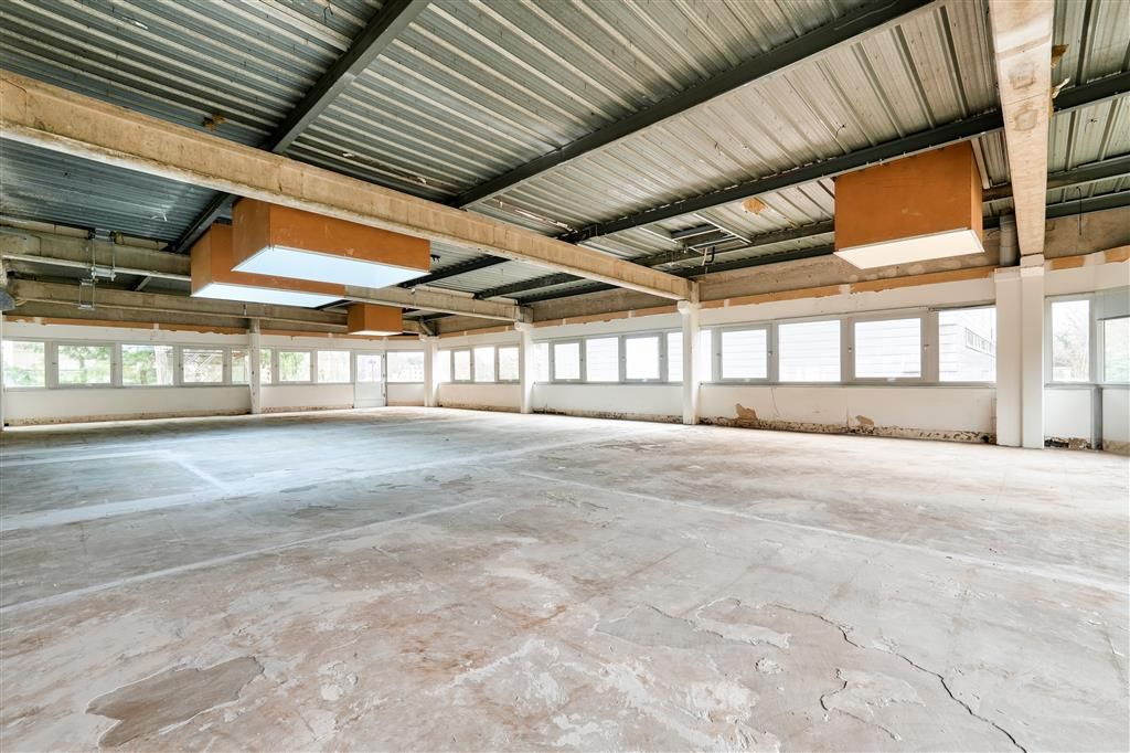 Location bureaux 2306 m² divisibles à partir de 255 m²