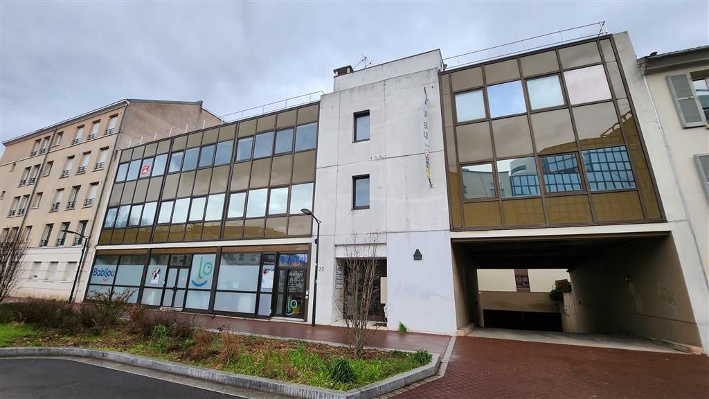 Location bureaux 302 m² non divisibles