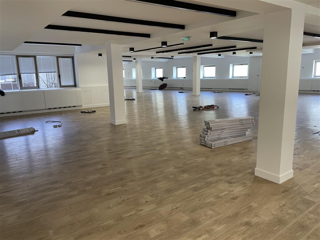 Location bureaux 1220 m² divisibles à partir de 1220 m²