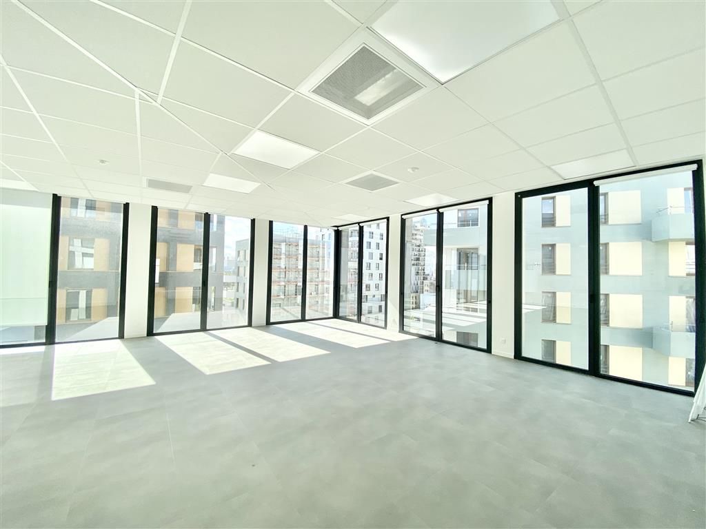 Location Bureaux 248 m² non divisibles