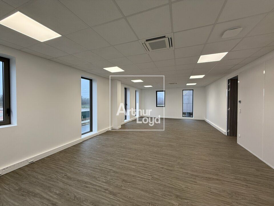Location bureaux 1120 m² divisibles à partir de 230 m²