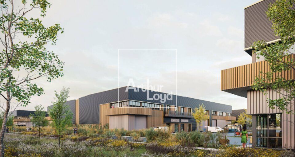 Location local d''activites 3953 m² divisibles à partir de 610 m²