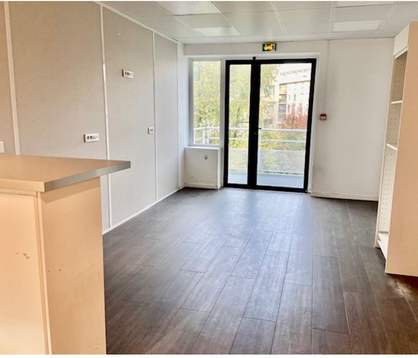 Location Bureaux 312 m² non divisibles
