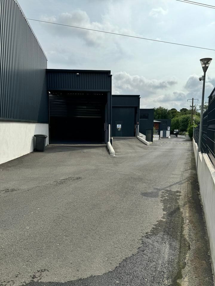 Location local d''activites 368 m² non divisibles